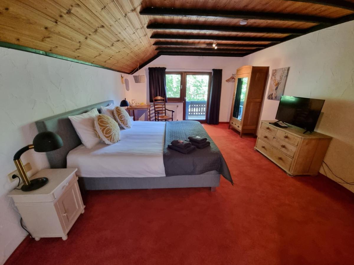B&B Am Sahrbach Altenahr Esterno foto
