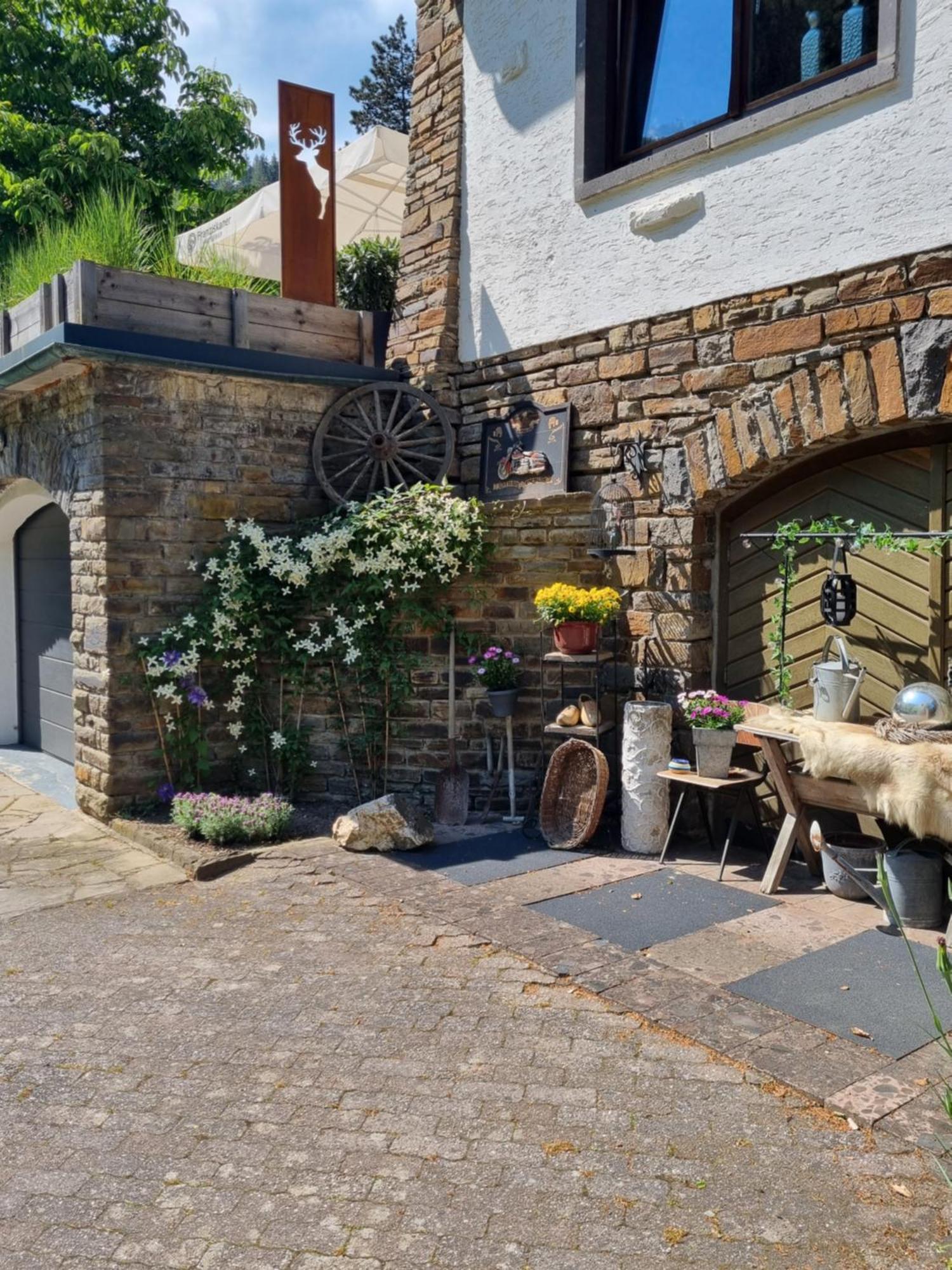 B&B Am Sahrbach Altenahr Esterno foto