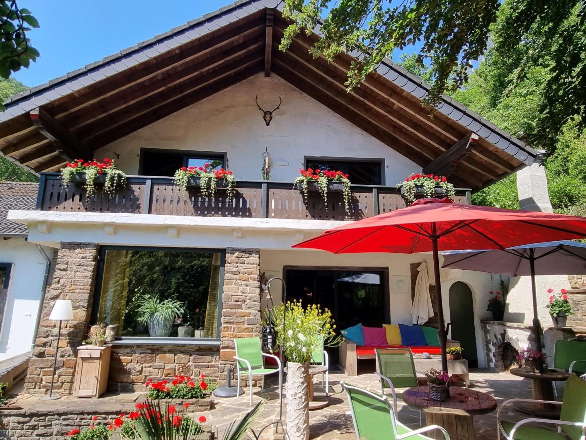 B&B Am Sahrbach Altenahr Esterno foto